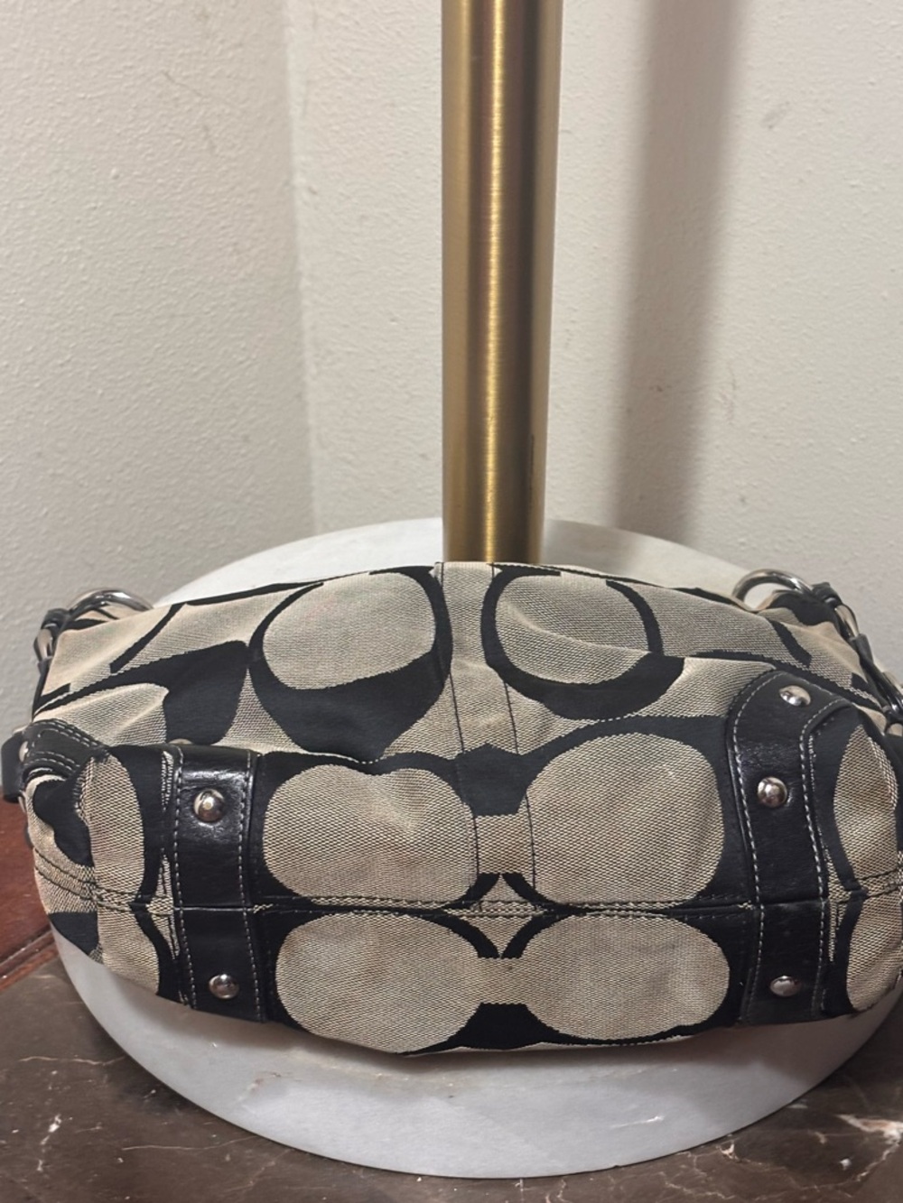 Coach - Picture 4 of 6